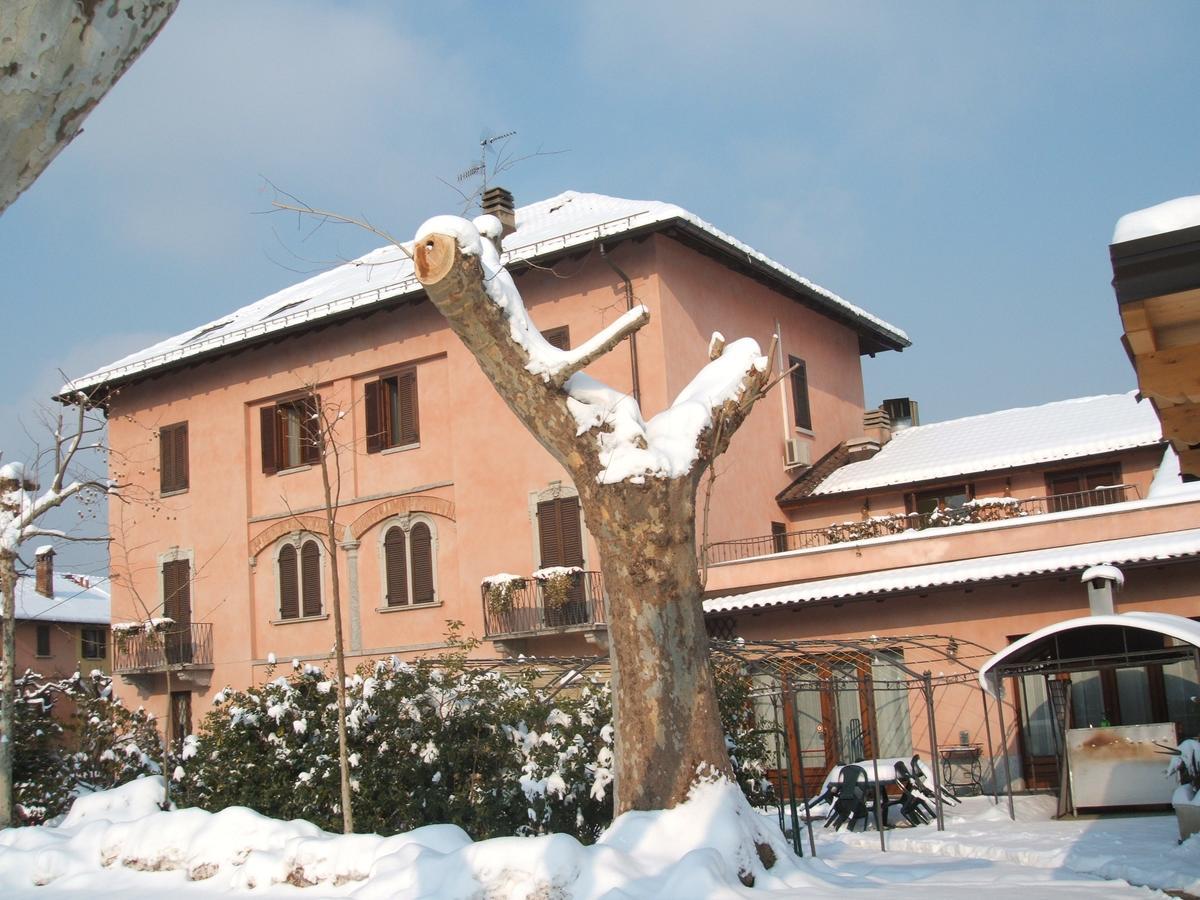 Albergo Michieletto Valmorea Kültér fotó